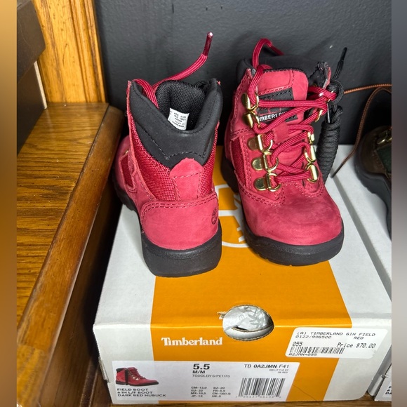 Toddler timberlands - Picture 1 of 3